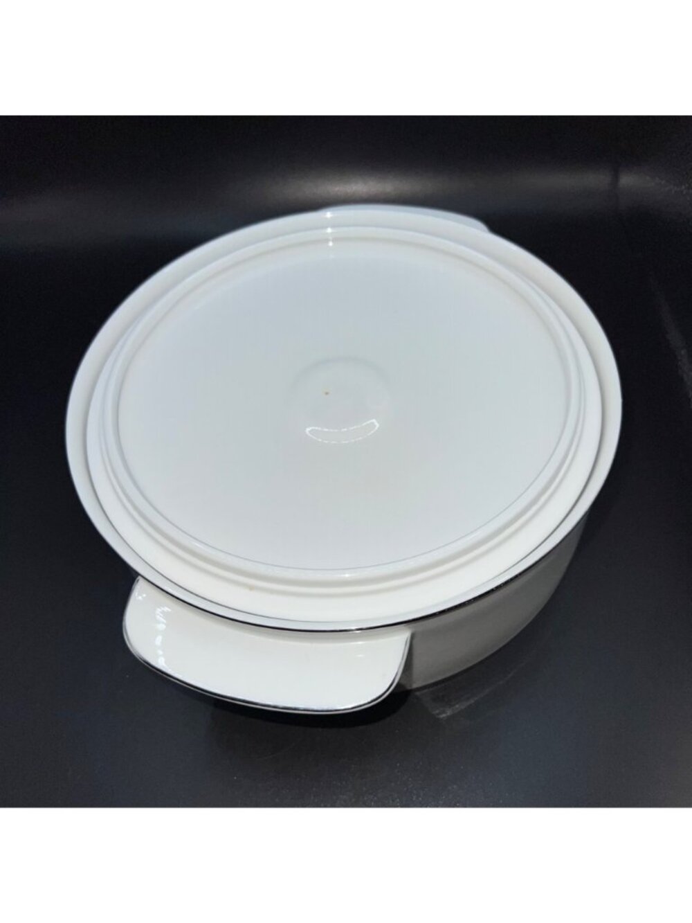 White Porcelain Round Casserole Dish With Lid Silver Trimmed Thomas Germany VTG - Picture 9 of 9